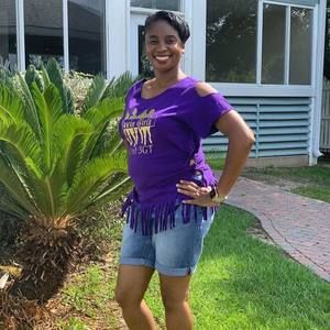 Meet your Posher, Felicia